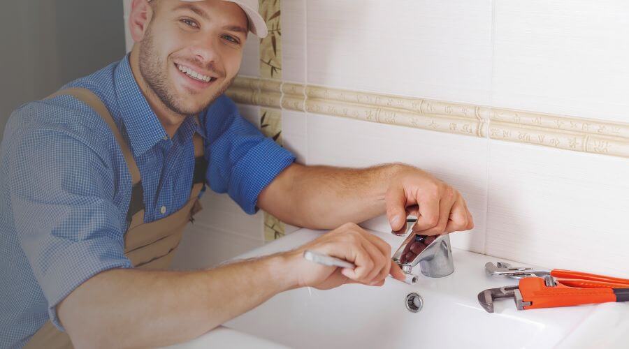 Professional clogged drains services in Yorktown, TX